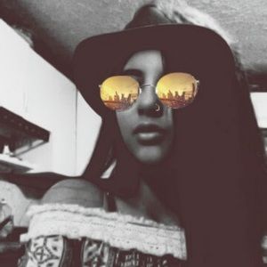 Meet your Posher, Morgan